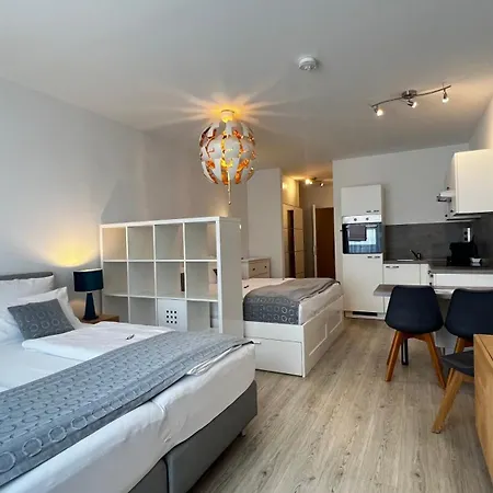 Blue Riverside Blaustein