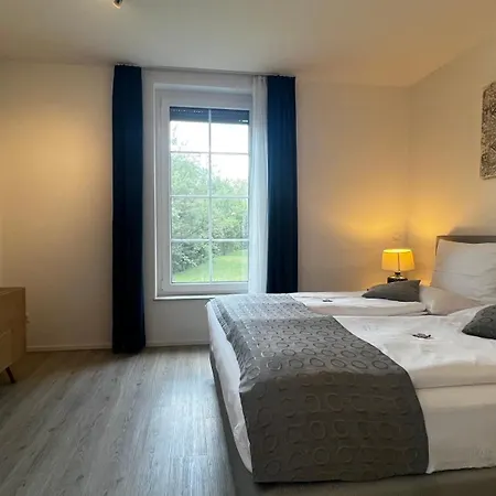 Blue Riverside 4* Blaustein