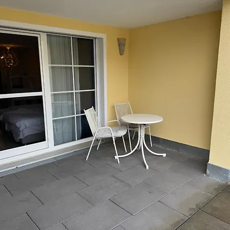 Blue Riverside Blaustein