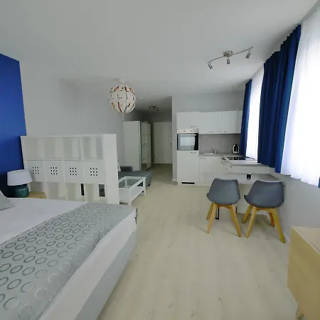 Aparthotel Blue River Side