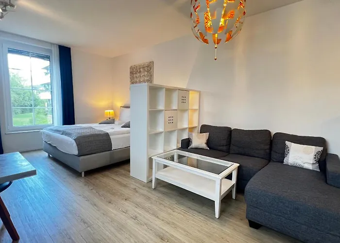 Blue Riverside 公寓式酒店 布劳施泰因